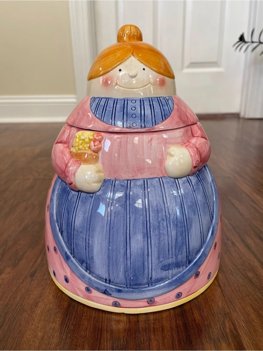 Roshco Down Home Collection Grandma Cookie Jar 1995 Country Farmhouse Decor